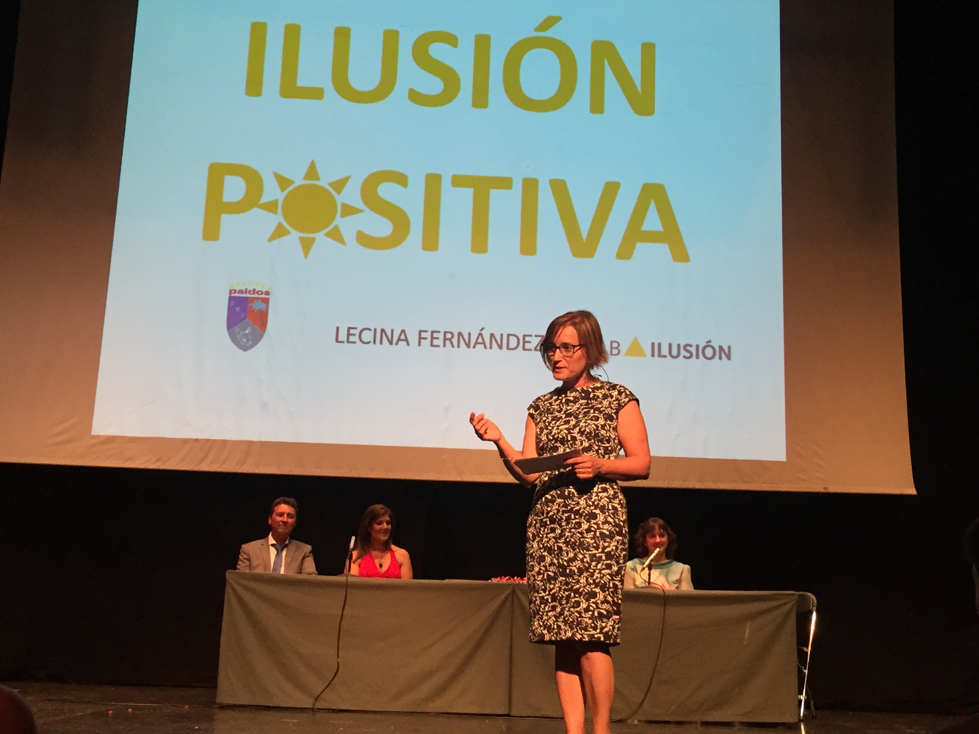 Charla Lecina Fernández sobre ilusión positiva organizada por Paidos Denia